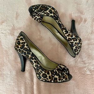 [BP] Leopard Satin Heels